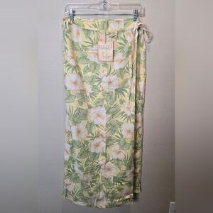 Tommy Bahama Dancing Flowers Lemon Chiffon Green and Yellow Floral Skirt NWT